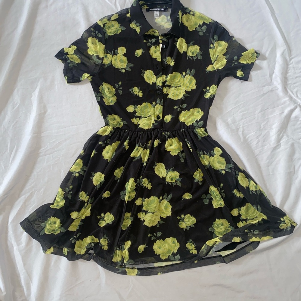 Urban Outfitter black and floral mini dress never worn size S